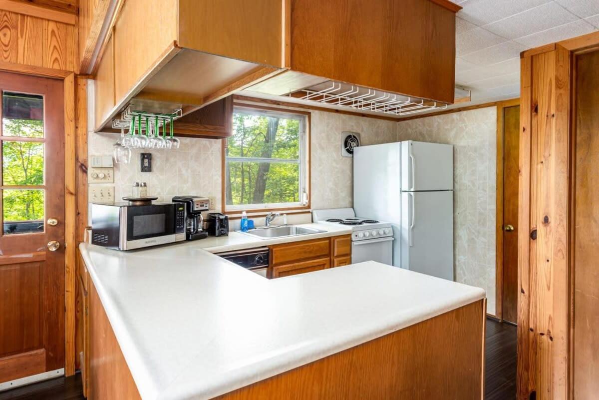 Hot Tub, Large Deck, Wifi, Fire Pit At Chalet Cabin Morton Grove Exterior photo