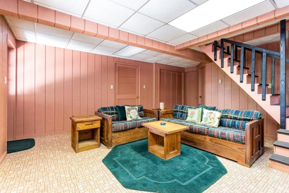 Hot Tub, Large Deck, Wifi, Fire Pit At Chalet Cabin Morton Grove Exterior photo